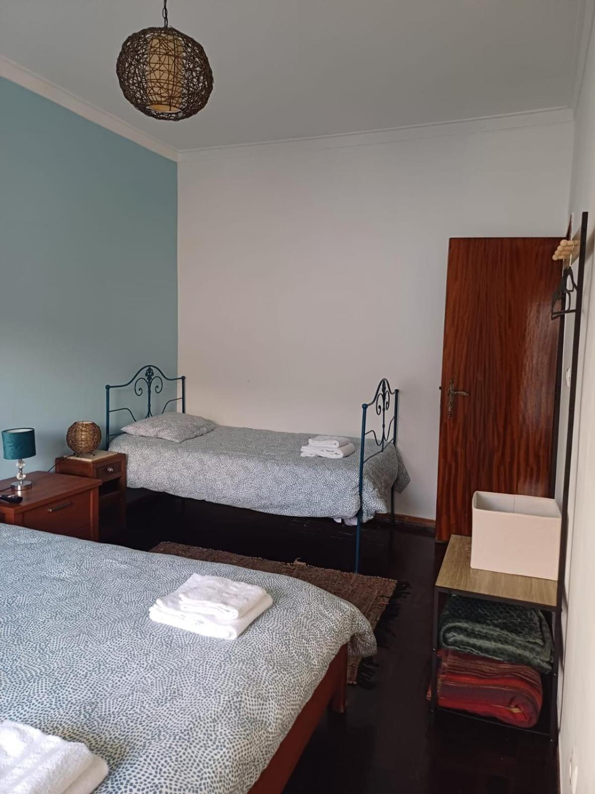 Hotel Flamingo'S Bay à Corroios Extérieur photo