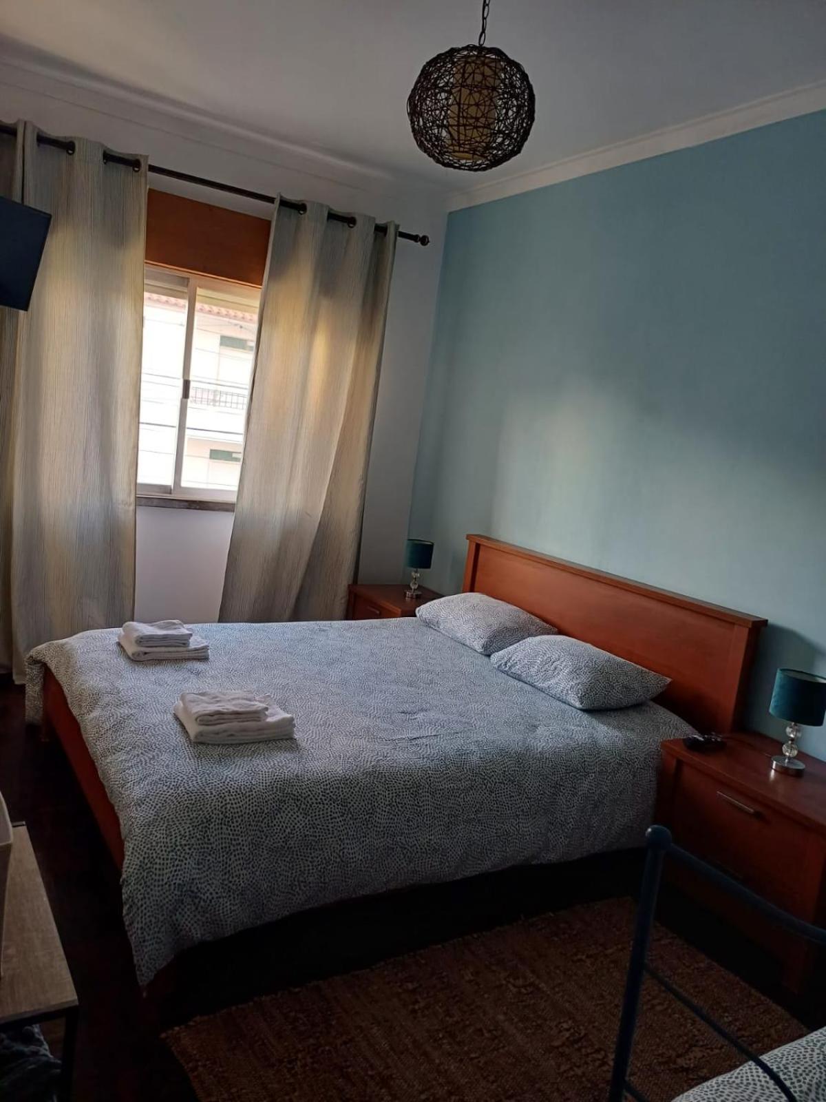 Hotel Flamingo'S Bay à Corroios Extérieur photo